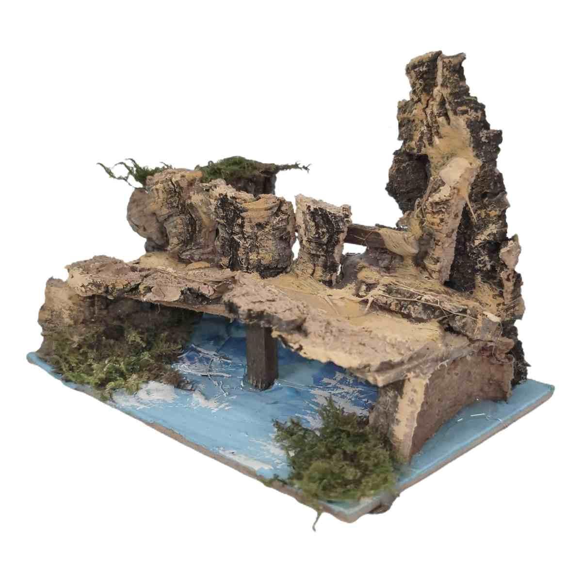 Ponte presepe legno su fiume
