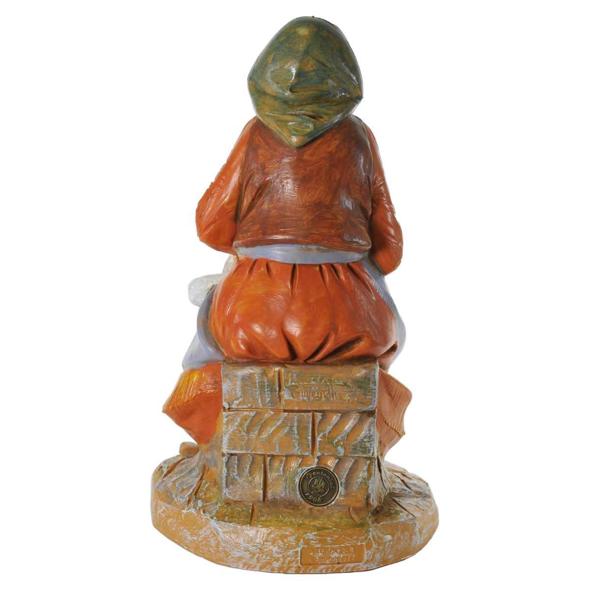 Statua presepe 30 cm pastorella seduta pecora