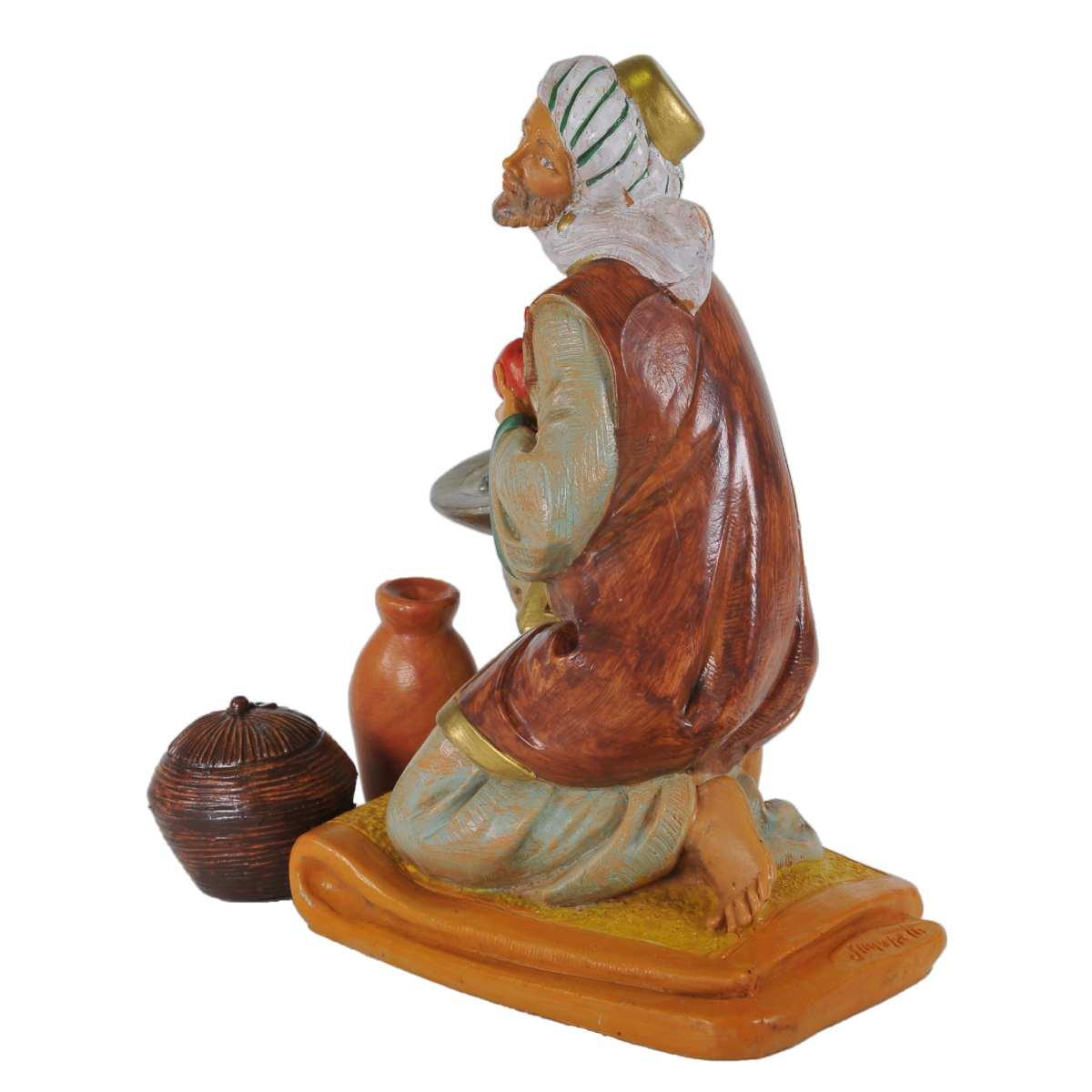 Statua presepe 19 cm pastore inginocchiato tappeto