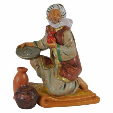 Statua presepe 19 cm pastore inginocchiato tappeto