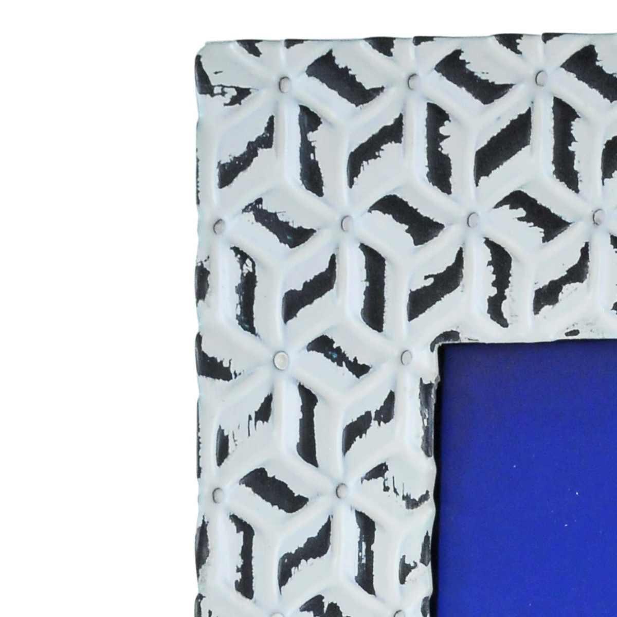 Cornice metallo sbalzato bianca decori 13 x 18 cm