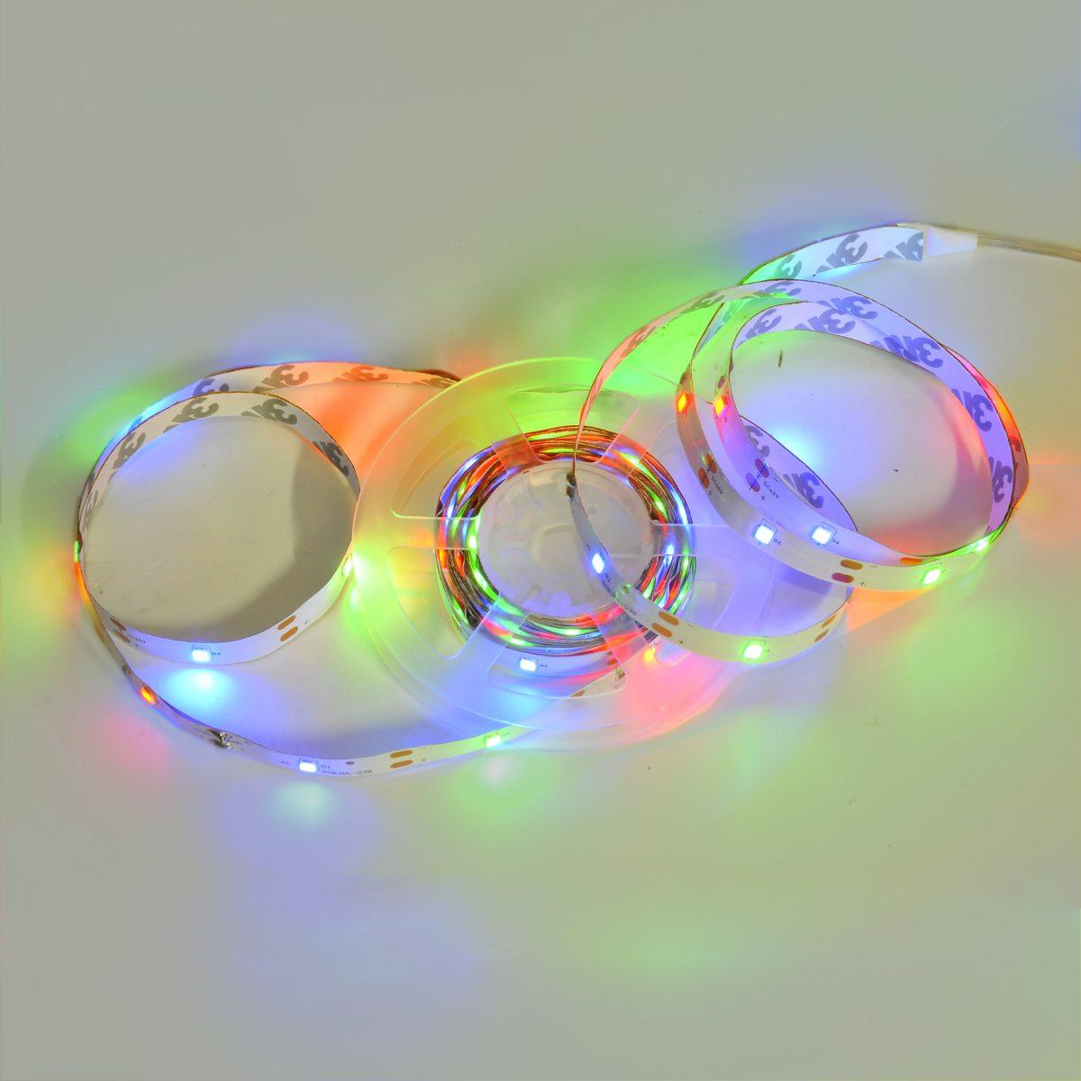 Luci di natale esterno batteria 90 led nastro multicolor 3 mt