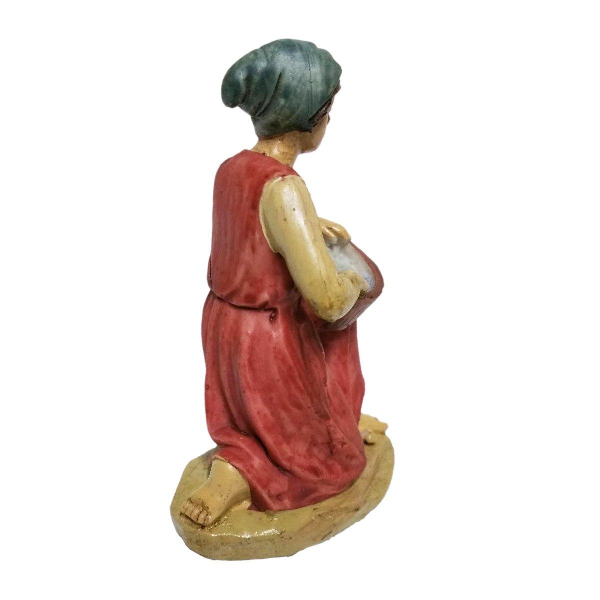 Statua presepe 13 cm donna inginocchiata ciotola