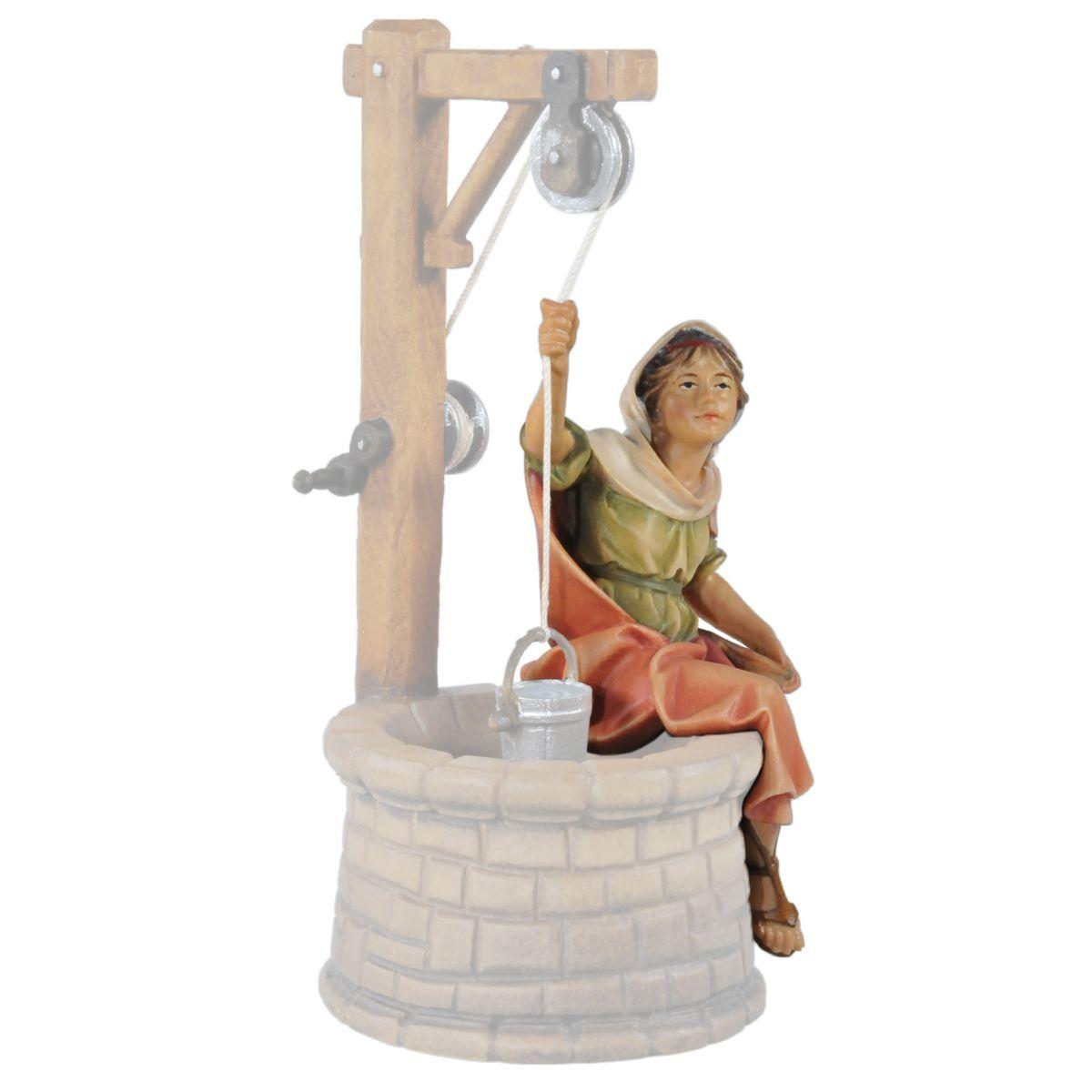 Statua presepe 15 cm scultura in legno donna al pozzo