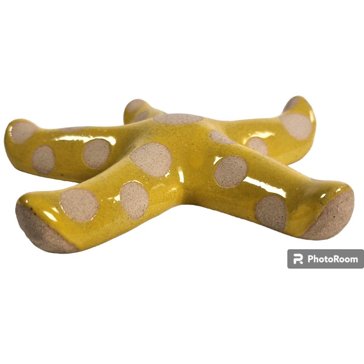 Decorazione stella marina ceramica gialla 13 cm