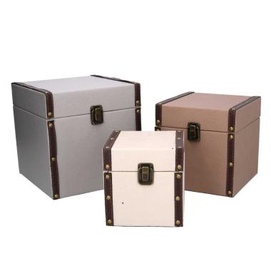 Scatola ecopelle beige 14 x 14 cm