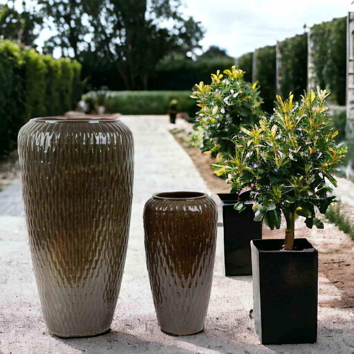 Vaso ceramica cono verde bordo 31 x 57 cm