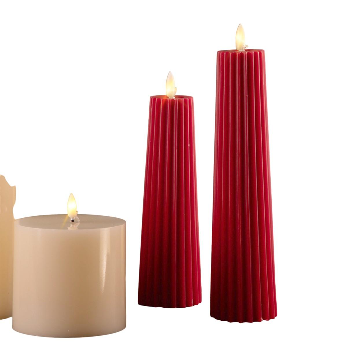Candela cilindro rossa rigata fiamma