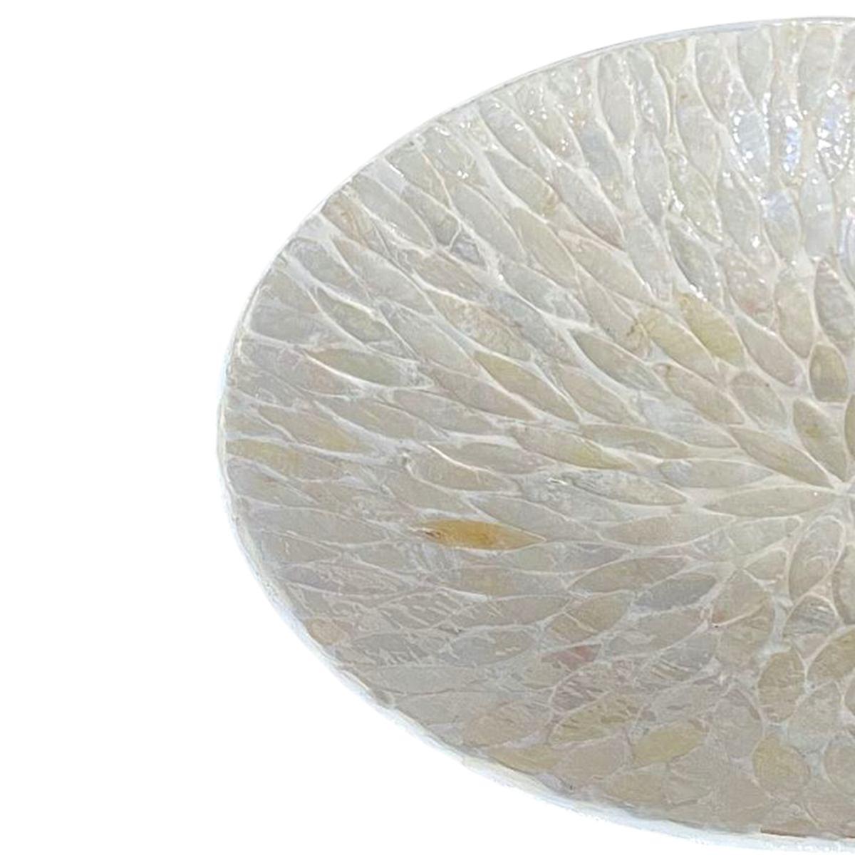 Centrotavola ceramica madreperla petali bianco
