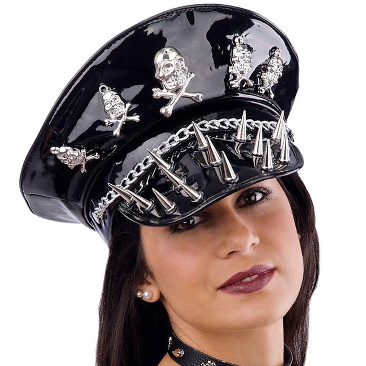 Cappello punk vinile nero teschi punte