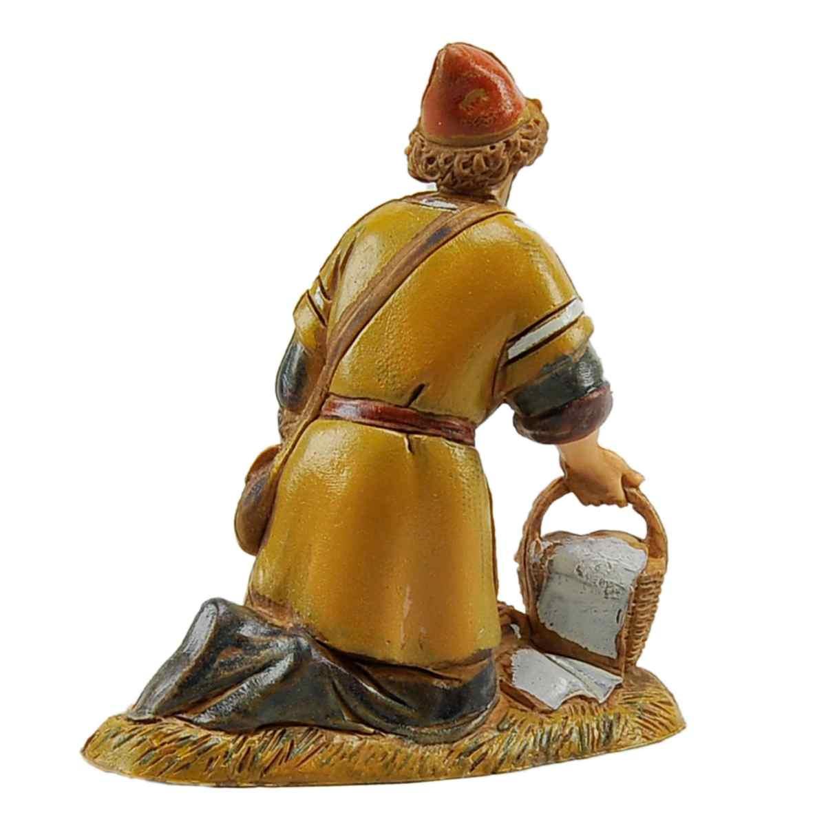 Statua presepe 10 cm pastore inginocchiato secchio pecora