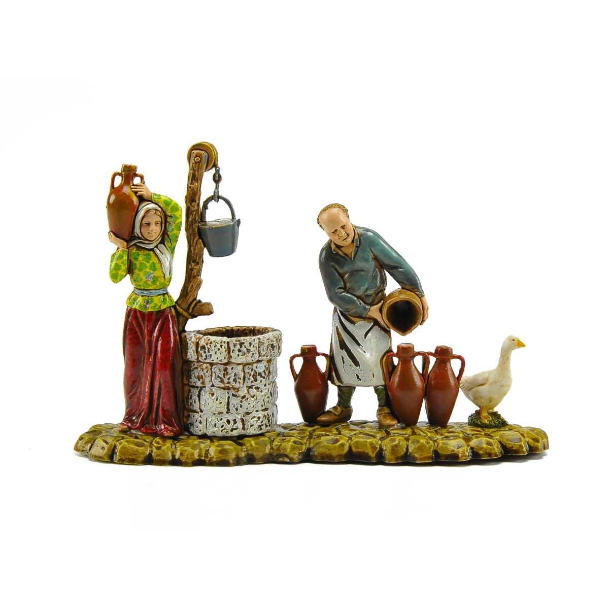 Statua presepe 10 cm pastore donna anfore al pozzo